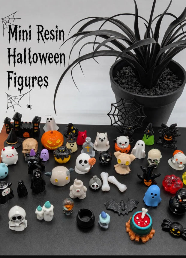 Mini Resin Halloween Figures Mix