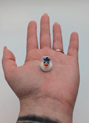 10 pc Mini Boat Captain Ducks
