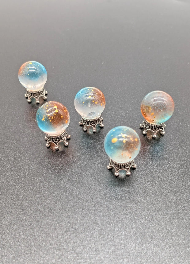 Mini Crystal Balls - XS Halloween Desk Decor