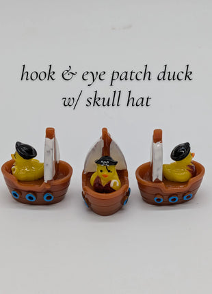 4 pc Pirate Ship Ducks